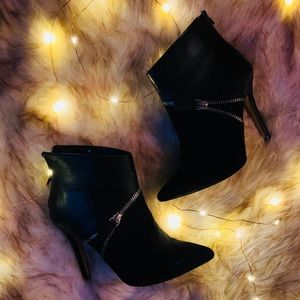 Rock & Republic Faux Leather/Suede Zipper Booties